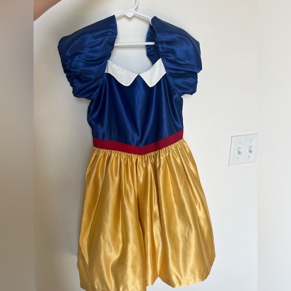 Janie and Jack Snow White Princess Dress Size 7 **Sold out on website**